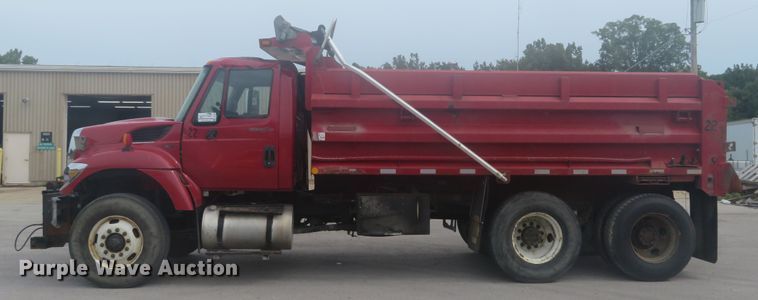 image for item DH1501 2009 International WorkStar 7400 dump truck