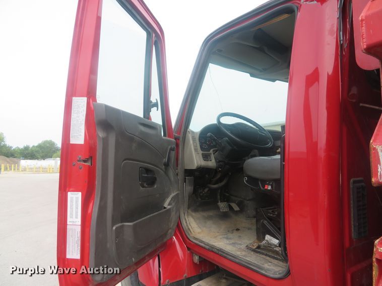 image for item DH1501 2009 International WorkStar 7400 dump truck