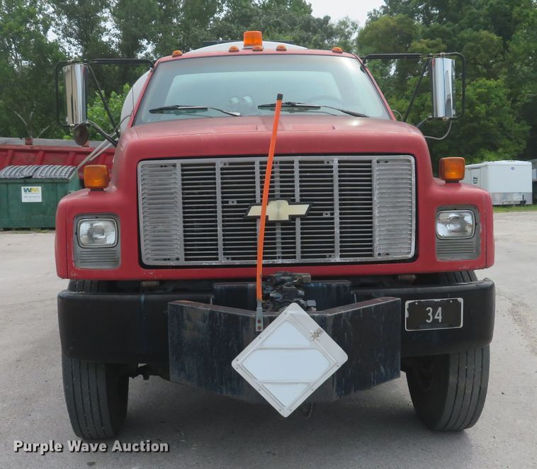 image for item DH1502 1994 Chevrolet Kodiak C6500 oil distribution truck