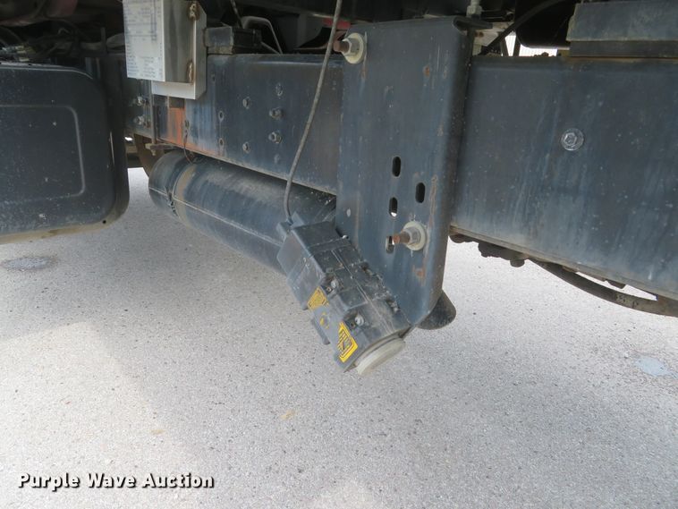 image for item DH1502 1994 Chevrolet Kodiak C6500 oil distribution truck