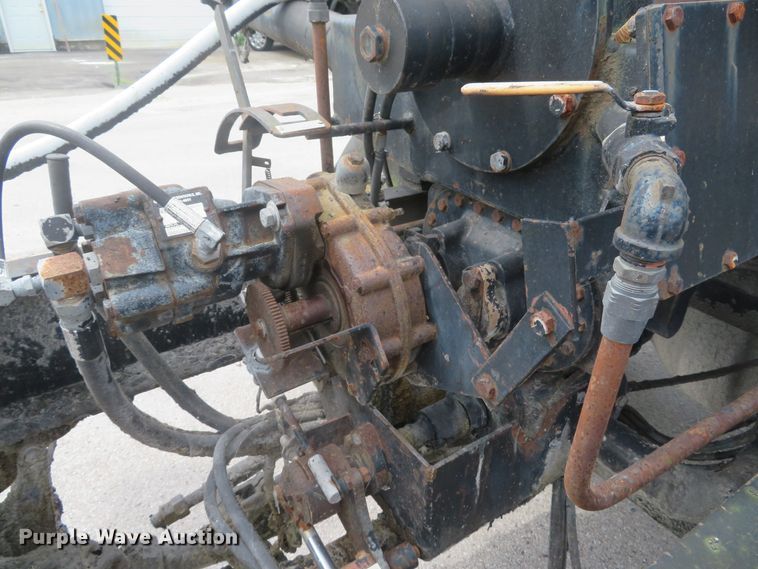 image for item DH1502 1994 Chevrolet Kodiak C6500 oil distribution truck