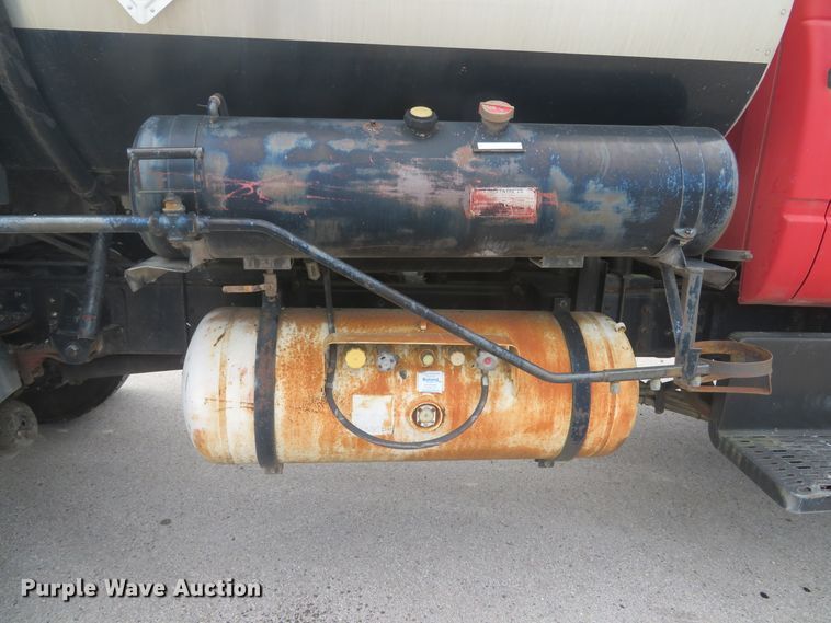 image for item DH1502 1994 Chevrolet Kodiak C6500 oil distribution truck