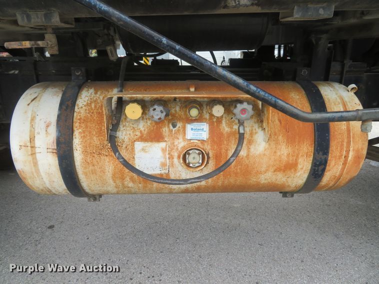 image for item DH1502 1994 Chevrolet Kodiak C6500 oil distribution truck