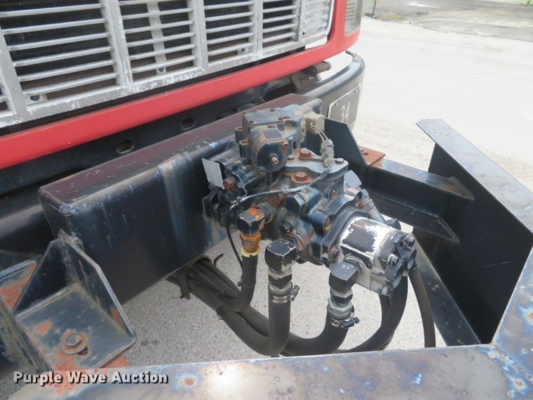 image for item DH1502 1994 Chevrolet Kodiak C6500 oil distribution truck