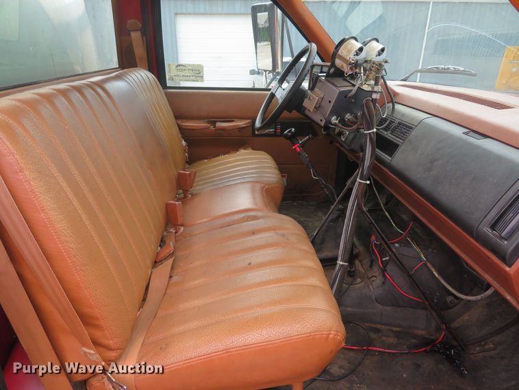 image for item DH1502 1994 Chevrolet Kodiak C6500 oil distribution truck