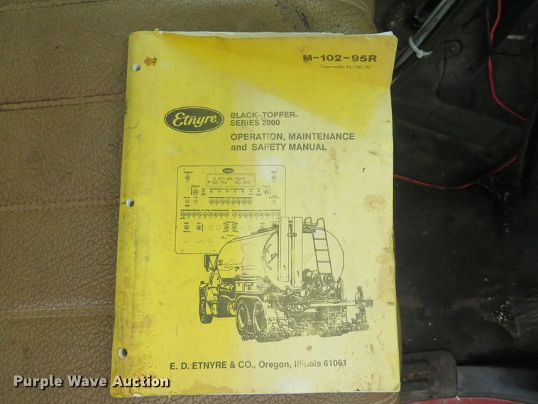 image for item DH1502 1994 Chevrolet Kodiak C6500 oil distribution truck