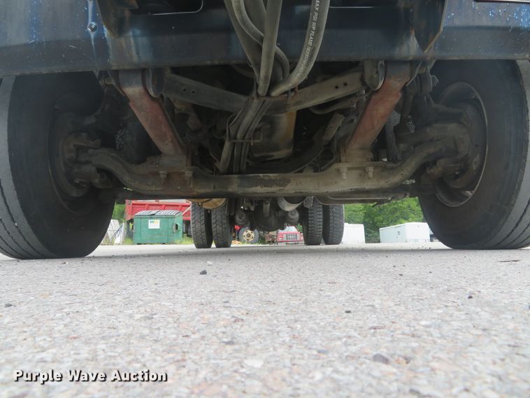 image for item DH1502 1994 Chevrolet Kodiak C6500 oil distribution truck