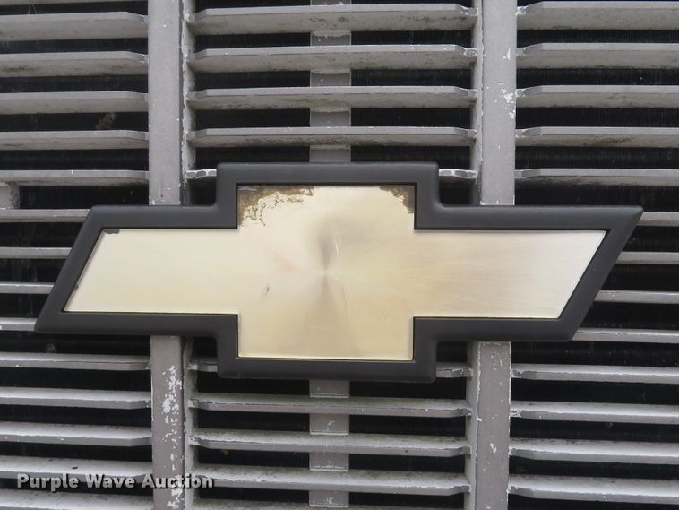 image for item DH1502 1994 Chevrolet Kodiak C6500 oil distribution truck