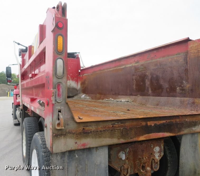 image for item DH1503 2012 International WorkStar 7400 dump truck