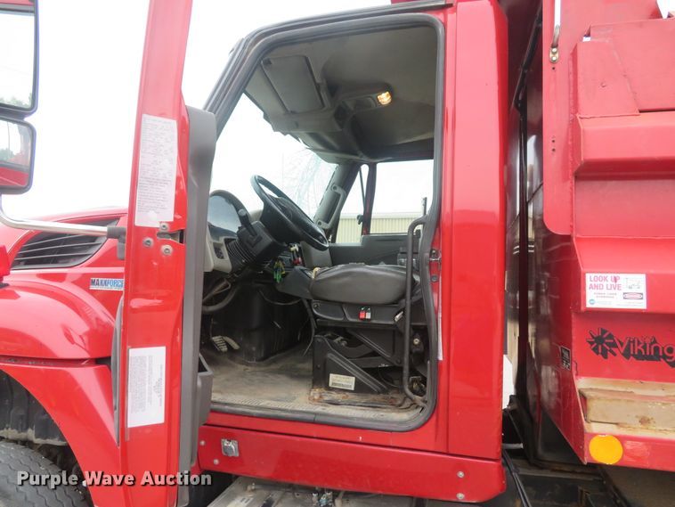image for item DH1503 2012 International WorkStar 7400 dump truck