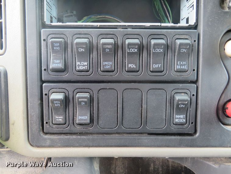 image for item DH1503 2012 International WorkStar 7400 dump truck