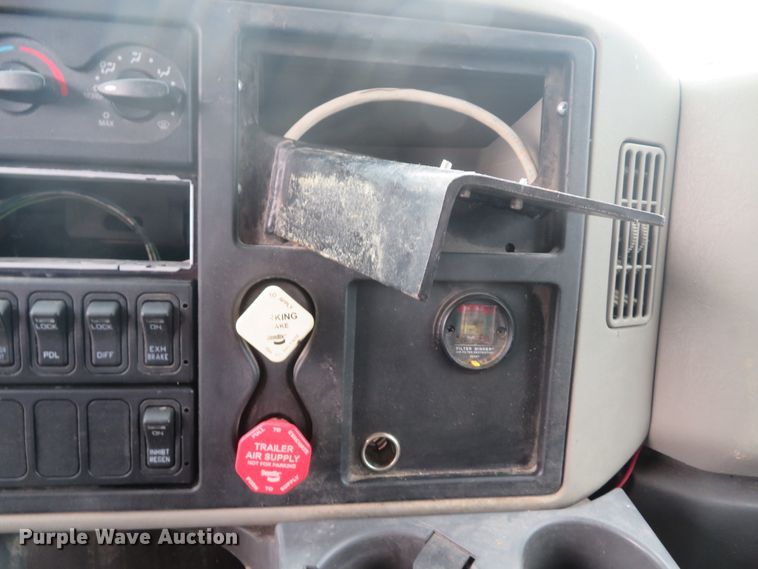 image for item DH1503 2012 International WorkStar 7400 dump truck