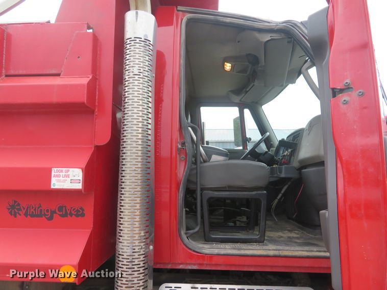 image for item DH1503 2012 International WorkStar 7400 dump truck