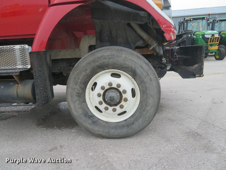 image for item DH1503 2012 International WorkStar 7400 dump truck