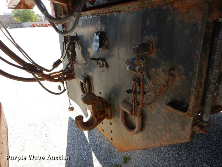 image for item DH1527 2009 GMC C8500 dump truck