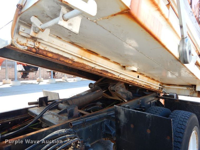 image for item DH1527 2009 GMC C8500 dump truck