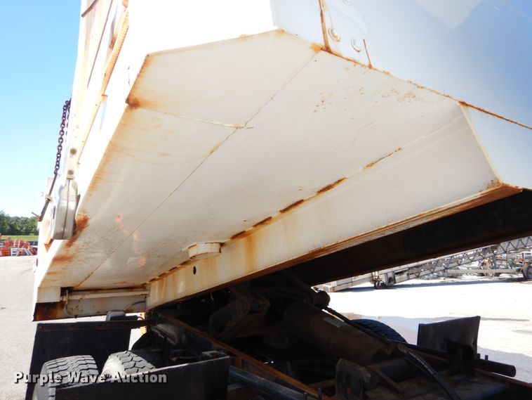 image for item DH1527 2009 GMC C8500 dump truck