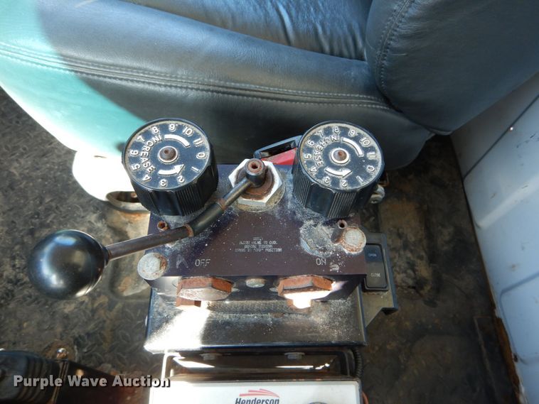 image for item DH1527 2009 GMC C8500 dump truck