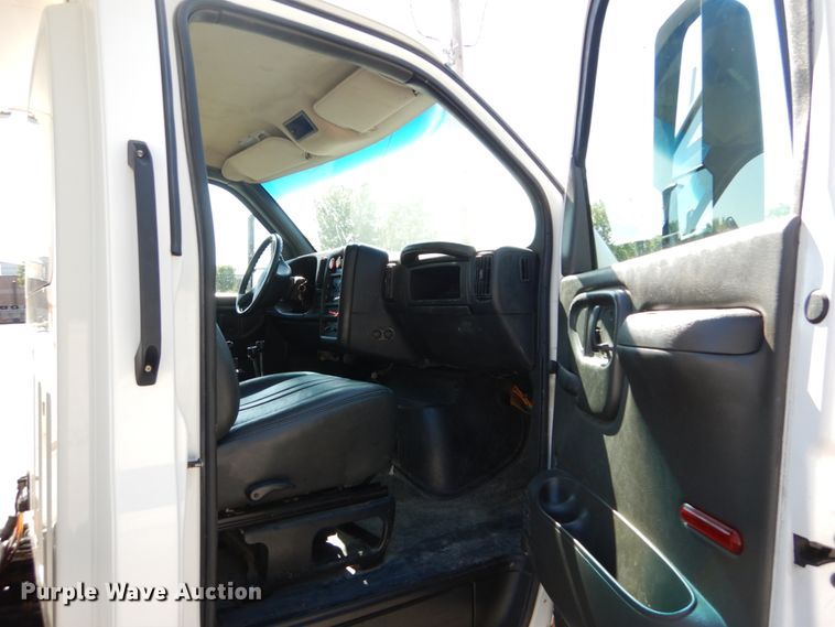 image for item DH1527 2009 GMC C8500 dump truck