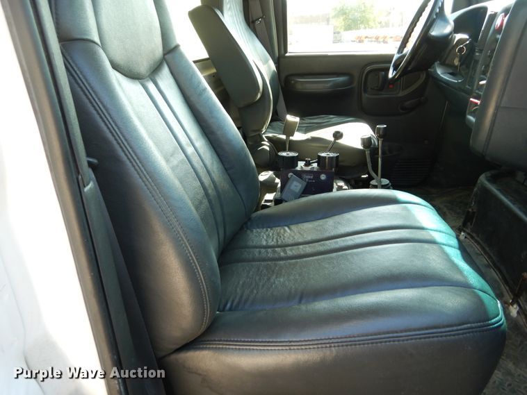 image for item DH1527 2009 GMC C8500 dump truck