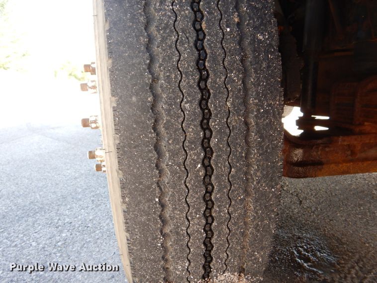 image for item DH1527 2009 GMC C8500 dump truck