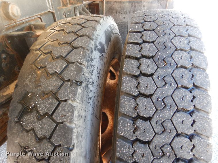 image for item DH1527 2009 GMC C8500 dump truck