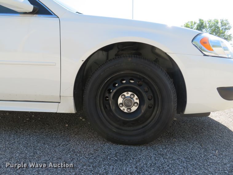 image for item DH1529 2015 Chevrolet Impala Limited Police Cruiser