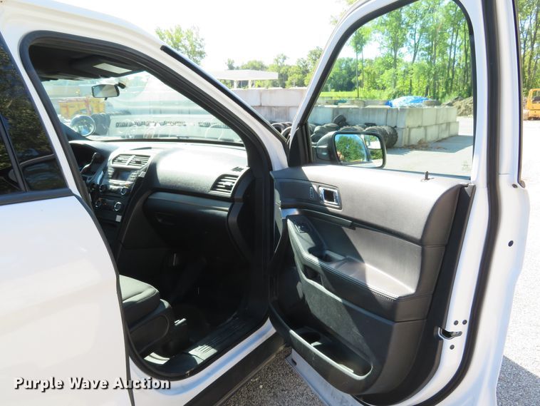 image for item DH1530 2017 Ford Explorer Police Interceptor SUV