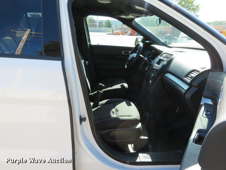 image for item DH1530 2017 Ford Explorer Police Interceptor SUV