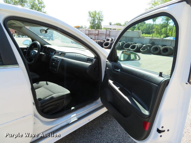 image for item DH1532 2014 Chevrolet Impala Limited Police Cruiser