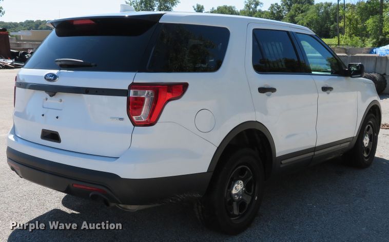 image for item DH1533 2017 Ford Explorer Police Interceptor SUV