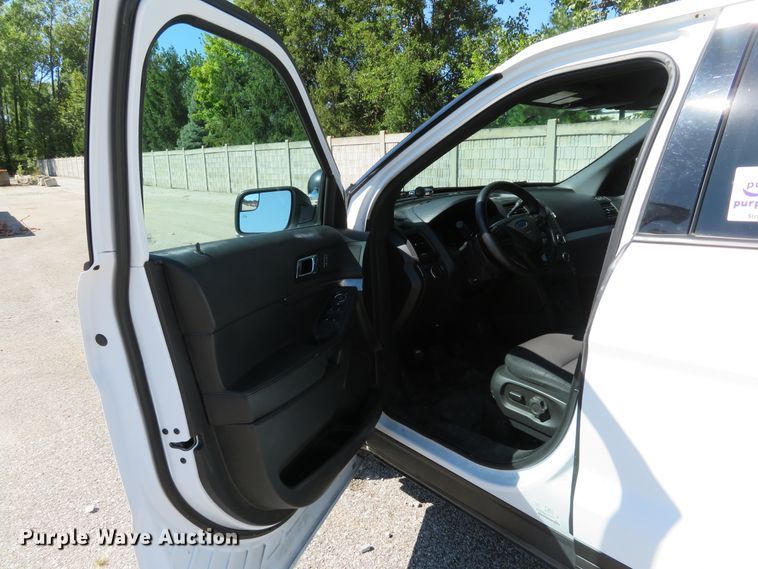 image for item DH1533 2017 Ford Explorer Police Interceptor SUV