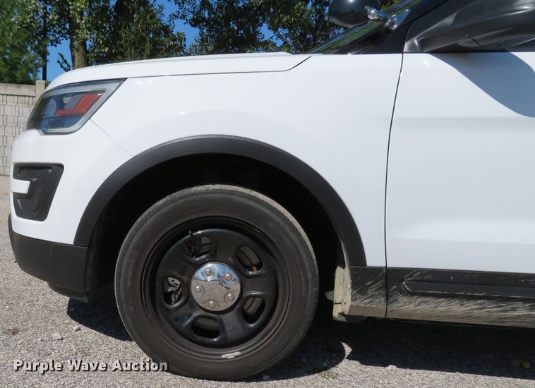 image for item DH1533 2017 Ford Explorer Police Interceptor SUV