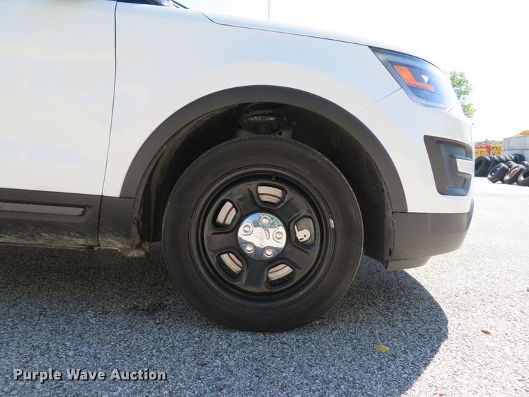 image for item DH1533 2017 Ford Explorer Police Interceptor SUV