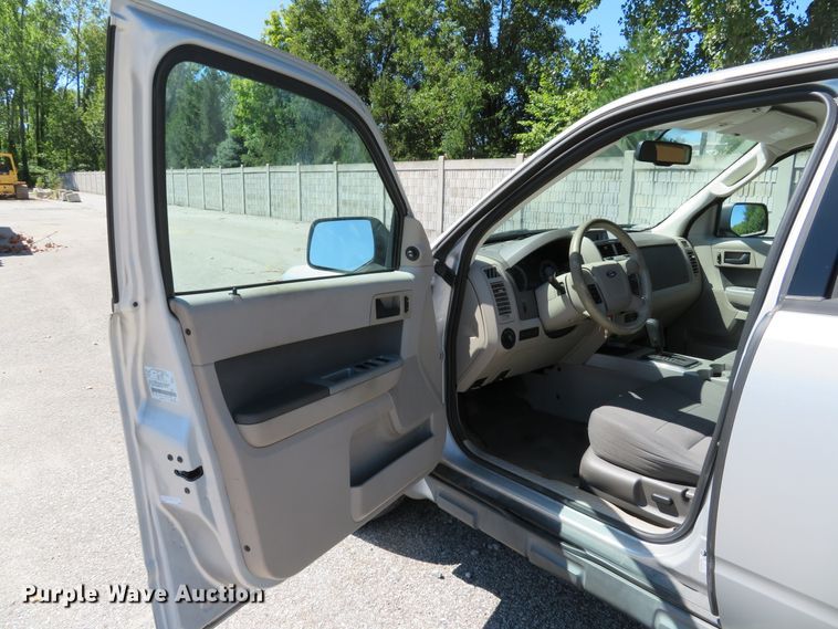 image for item DH1536 2009 Ford Escape XLT SUV