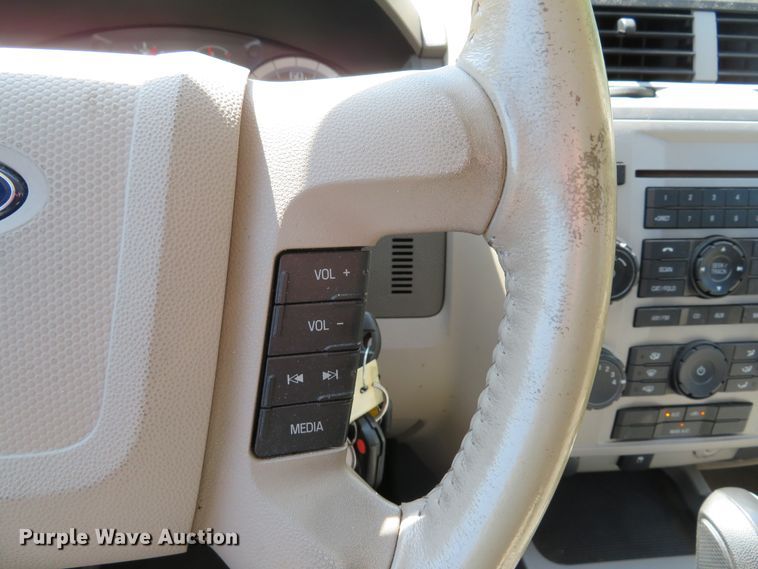 image for item DH1536 2009 Ford Escape XLT SUV