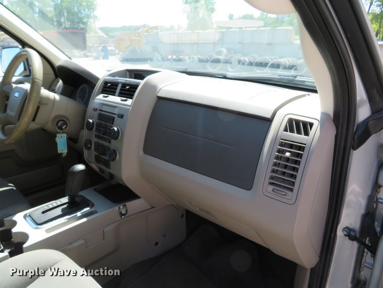 image for item DH1536 2009 Ford Escape XLT SUV