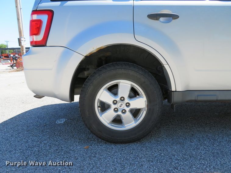 image for item DH1536 2009 Ford Escape XLT SUV