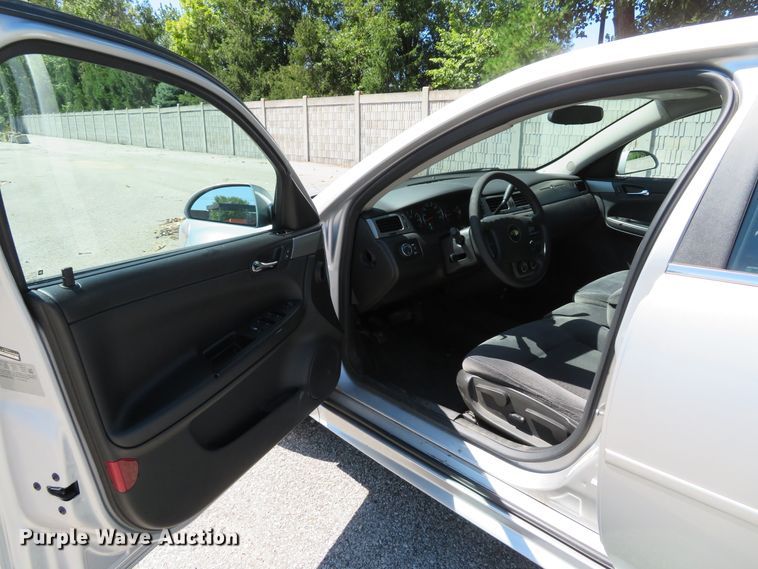 image for item DH1537 2012 Chevrolet Impala Police Cruiser