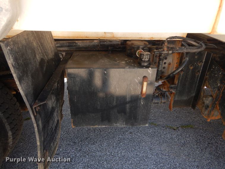 image for item DH1540 2009 Chevrolet C8500 dump truck