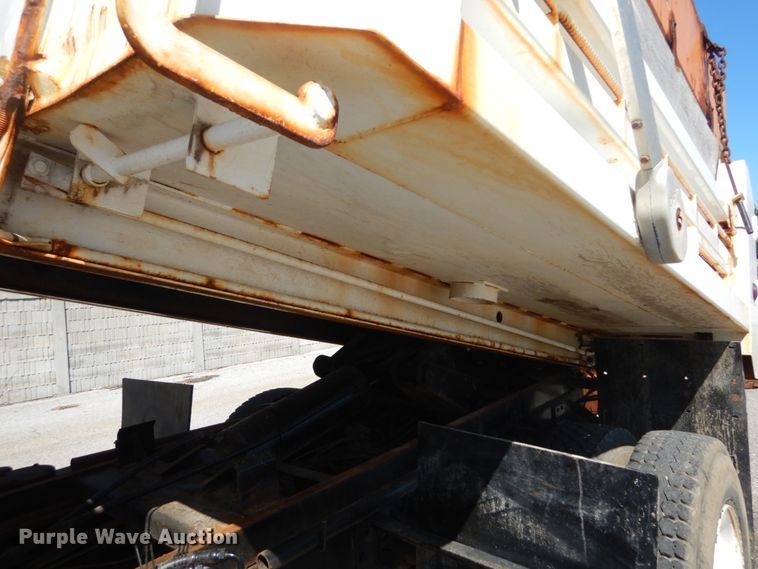 image for item DH1540 2009 Chevrolet C8500 dump truck