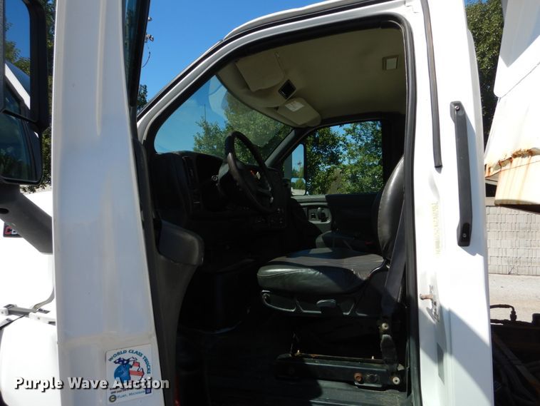 image for item DH1540 2009 Chevrolet C8500 dump truck