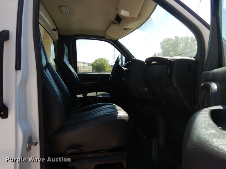 image for item DH1540 2009 Chevrolet C8500 dump truck