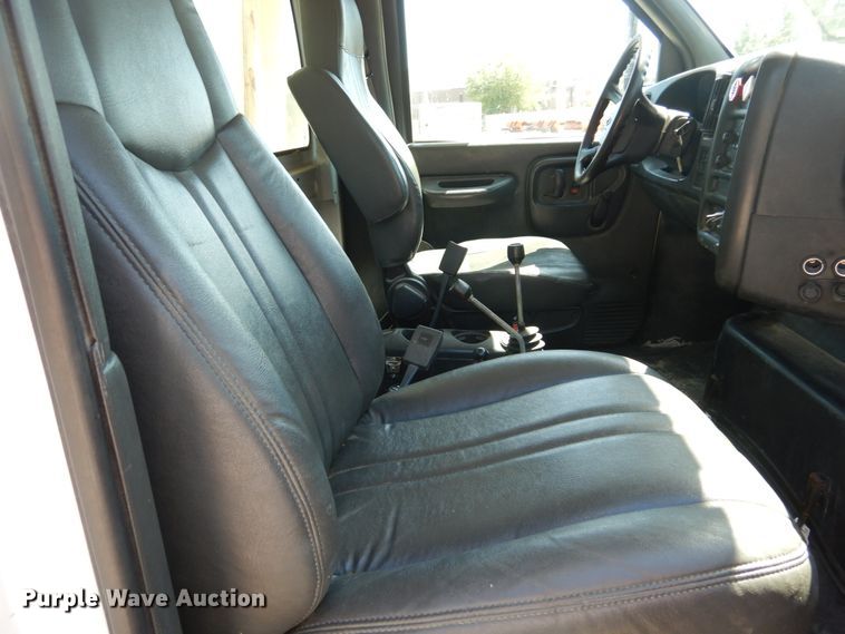 image for item DH1540 2009 Chevrolet C8500 dump truck