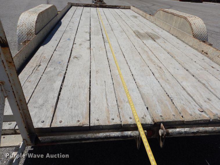 image for item DH1541 2011 Cronkhite 2616EHWSA utility trailer