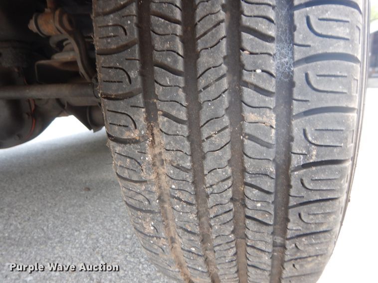 image for item DH2008 1996 Jeep Cherokee SUV