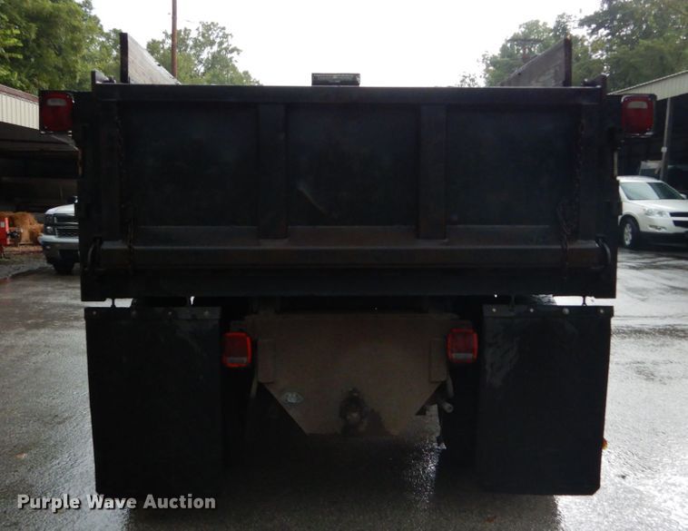 image for item DH2016 2001 Chevrolet C7500 dump truck