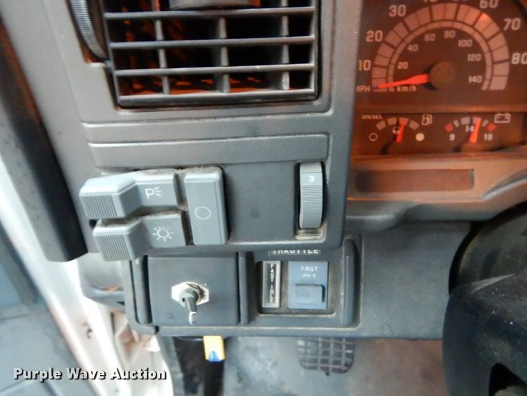 image for item DH2016 2001 Chevrolet C7500 dump truck