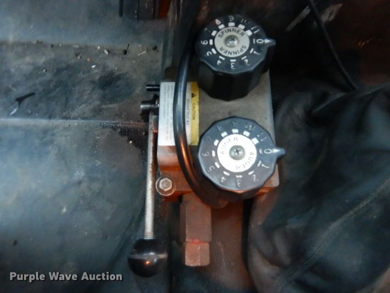 image for item DH2016 2001 Chevrolet C7500 dump truck