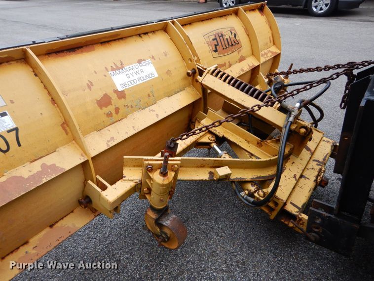 image for item DH2016 2001 Chevrolet C7500 dump truck